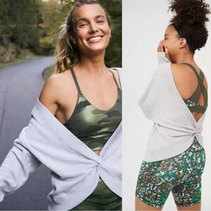 NWT Offline by Aerie Reversible Twist Back Sweatshirt Size L Off White